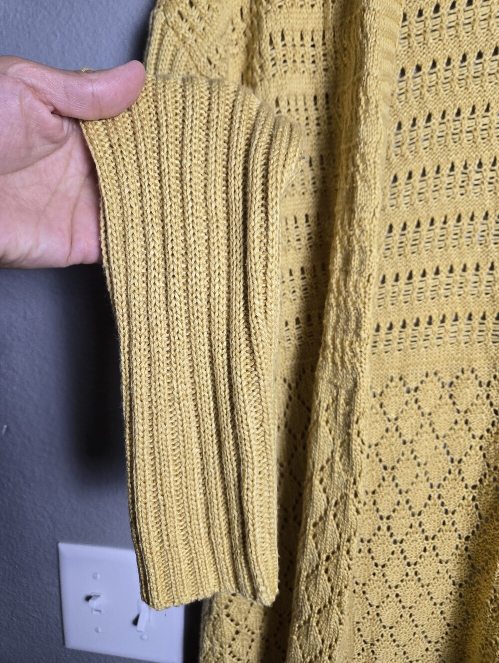 SUMMER SALE! $6 Marled Knit Open Yellow Long Cardigan Size Medium - Picture 3 of 16